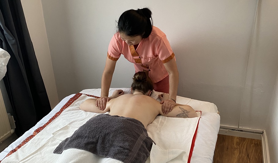 Massör erbjuder Klassiska massage i älvängen